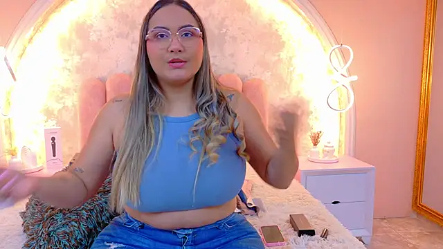 MiaLaurents online show from 02/20/26, 03:25