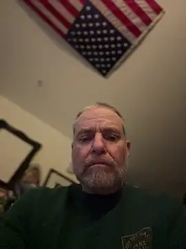 Snapshot of Jefloves68 chatting on 10/30/25, 04:55 Jefloves68 online show from 10/30/25, 04:55