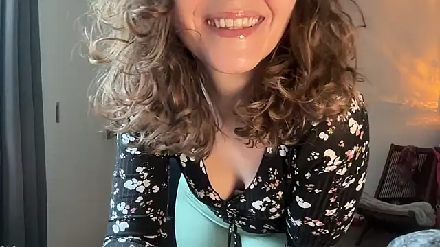 leahsparkles online show from 03/22/26, 03:13