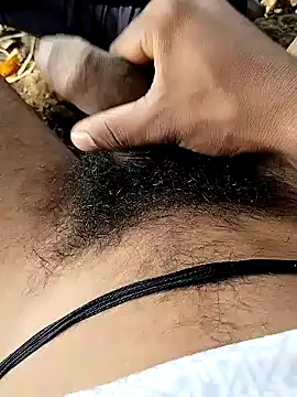 Snapshot of Guru2 chatting on 01/21/25, 09:57 Guru2 online show from 01/21/25, 09:57