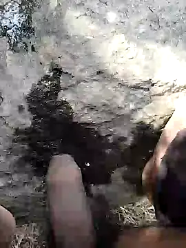 Snapshot of Guru2 chatting on 01/05/25, 04:25 Guru2 online show from 01/05/25, 04:25