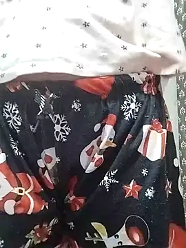 cute monu online show from 02/10/25, 06:09