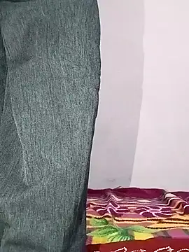 cute monu online show from 02/04/25, 03:54