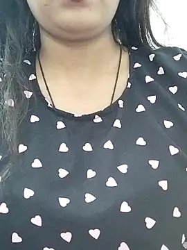 cute monu online show from 11/01/25, 04:30