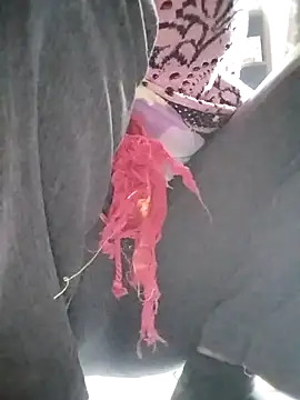 cute monu online show from 01/31/25, 03:52