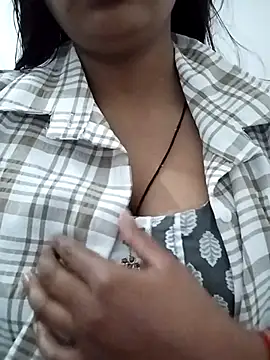 cute monu online show from 11/27/25, 11:32