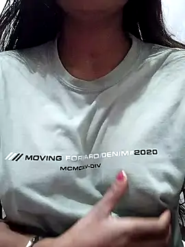 cute monu online show from 01/25/25, 03:09