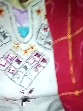 cute monu online show from 01/28/25, 03:04