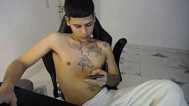 Clyde019 online show from 02/22/25, 05:02