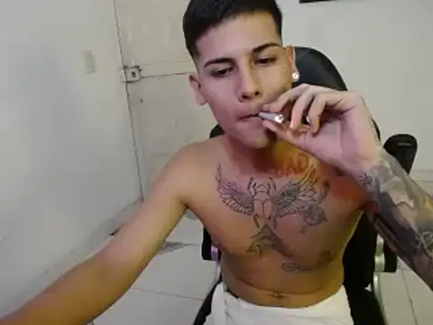 Clyde019 online show from 01/20/25, 12:57