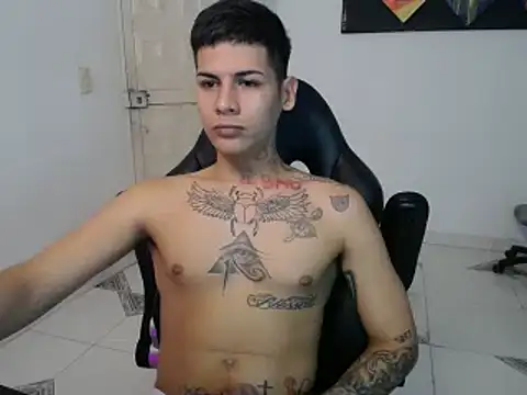 Clyde019 online show from 02/17/25, 04:06