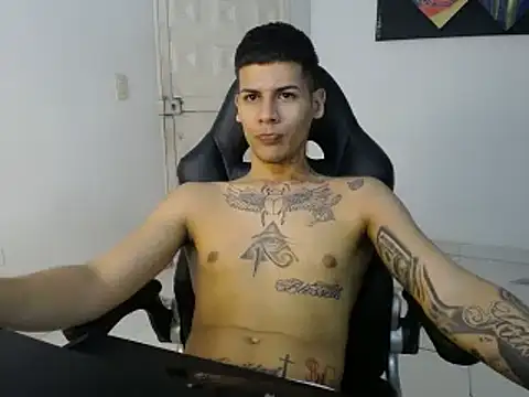 Clyde019 online show from 02/11/25, 08:05