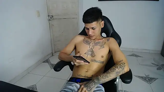 Clyde019 online show from 02/24/25, 03:53