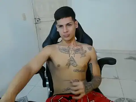 Clyde019 online show from 01/29/25, 04:30