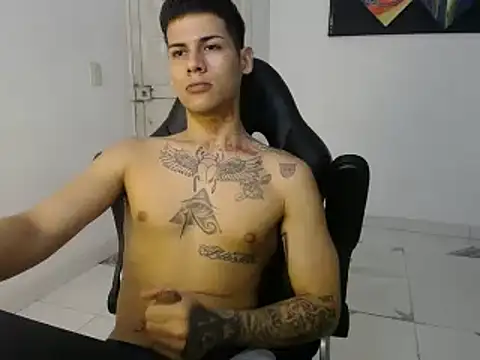 Clyde019 online show from 02/19/25, 06:10