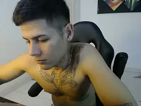 Clyde019 online show from 02/13/25, 05:54