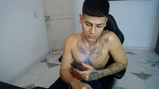 Clyde019 online show from 02/26/25, 04:49