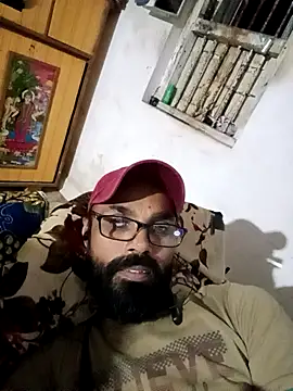 Snapshot of mojmasti143 chatting on 10/11/25, 02:51 mojmasti143 online show from 10/11/25, 02:51