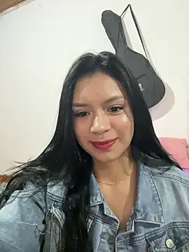 Charlotemonroe online show from 01/04/25, 02:03