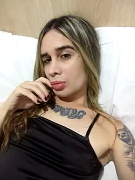 NaughtyBarbie19 online show from 11/21/25, 05:12