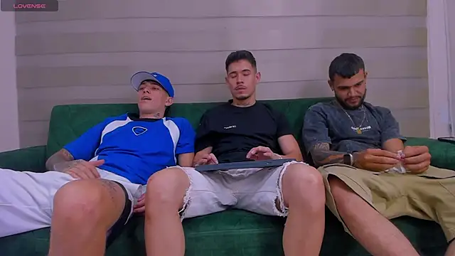 hell twink online show from 09/24/25, 08:37