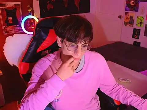 Snapshot of The_Princematt chatting on 11/11/25, 08:47 The Princematt online show from 11/11/25, 08:47