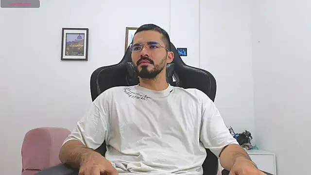 Massimoo 07 online show from 12/21/25, 07:48
