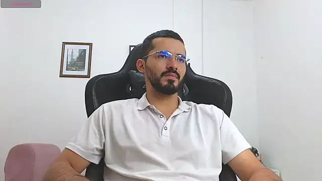 Massimoo 07 online show from 12/02/25, 08:32