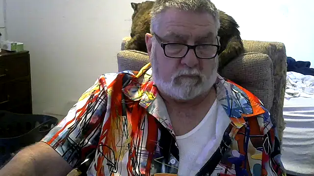 viejo oso online show from 10/25/25, 04:40