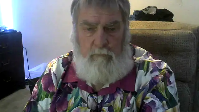viejo oso online show from 05/09/26, 06:17