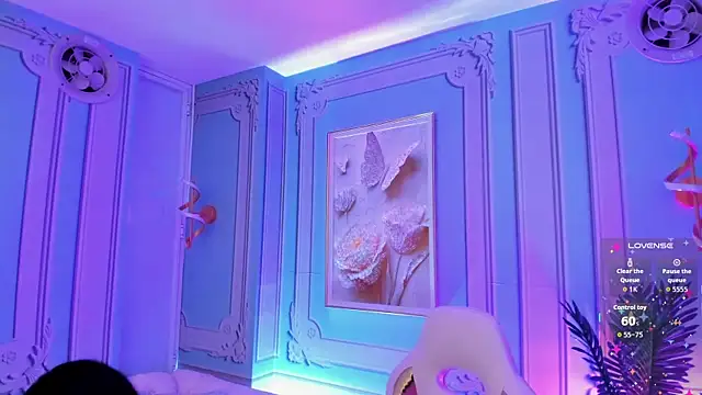 stefany duque1  online show from 11/11/25, 02:39