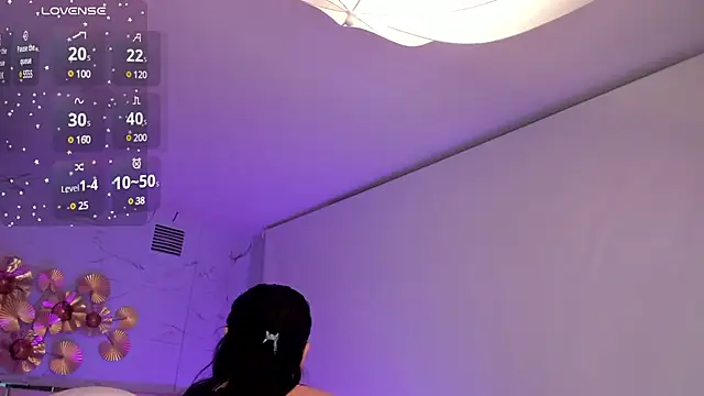 stefany duque1  online show from 03/13/25, 02:16