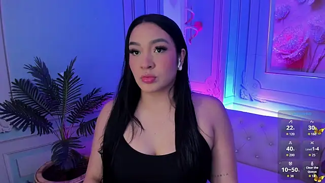 stefany duque1  online show from 10/21/25, 04:01