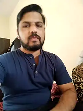 hot punekar online show from 11/20/25, 06:03