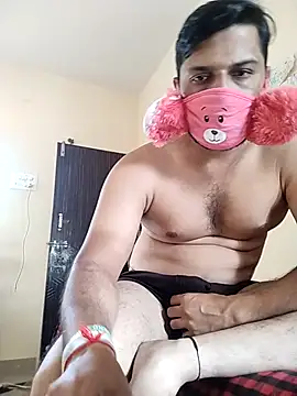 hot punekar online show from 09/10/25, 03:27