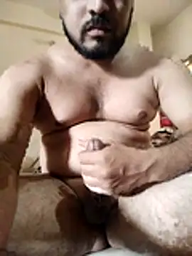 hot punekar online show from 05/13/26, 04:41