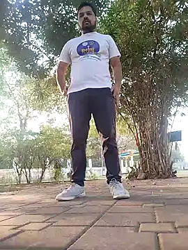 hot punekar online show from 02/12/25, 02:56