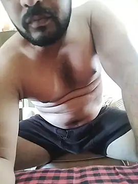 hot punekar online show from 10/27/25, 06:36