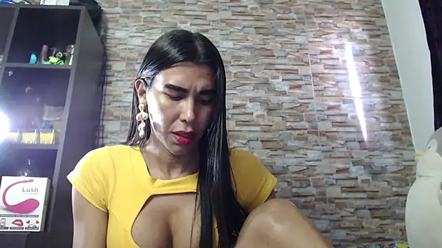 Ebonyxprincess  online show from 05/24/26, 07:03