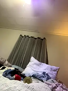 Luciouslouise72xh online show from 10/02/25, 01:20