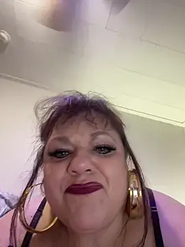 Luciouslouise72xh online show from 11/28/25, 11:49