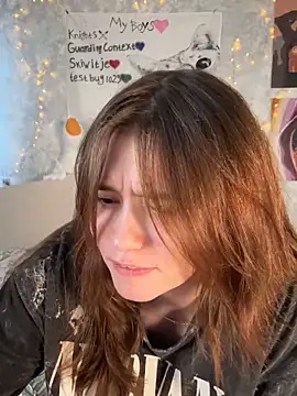 Sabrina shells online show from 09/27/25, 10:43