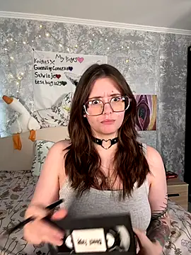 Sabrina shells online show from 10/04/25, 10:50