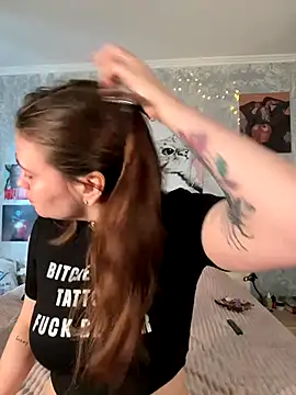 Sabrina shells online show from 10/11/25, 11:11