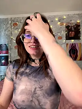 Sabrina shells online show from 10/30/25, 10:35