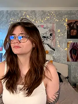 Sabrina shells online show from 10/12/25, 10:38