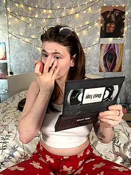 Sabrina shells online show from 11/15/25, 10:30