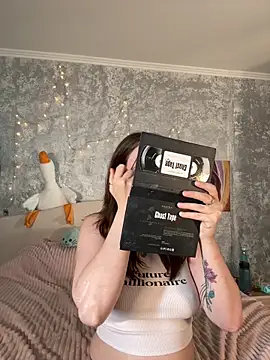 Sabrina shells online show from 09/13/25, 10:59