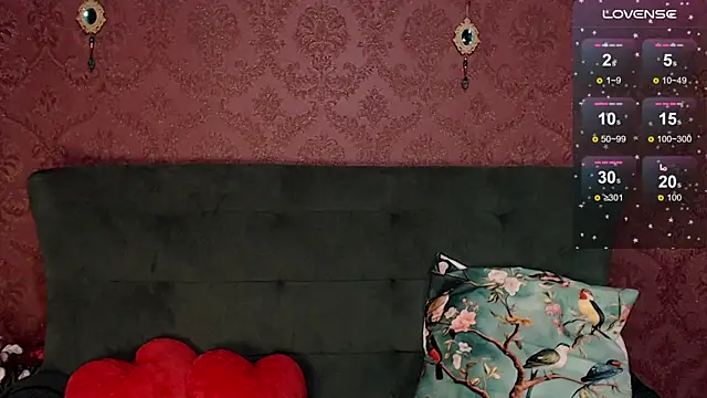 Snapshot of Poison_Eva chatting on 11/25/25, 03:18 Poison Eva online show from 11/25/25, 03:18