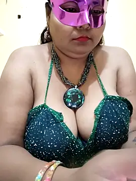 Snapshot of LustyBhabhi chatting on 09/24/25, 04:02 LustyBhabhi online show from 09/24/25, 04:02